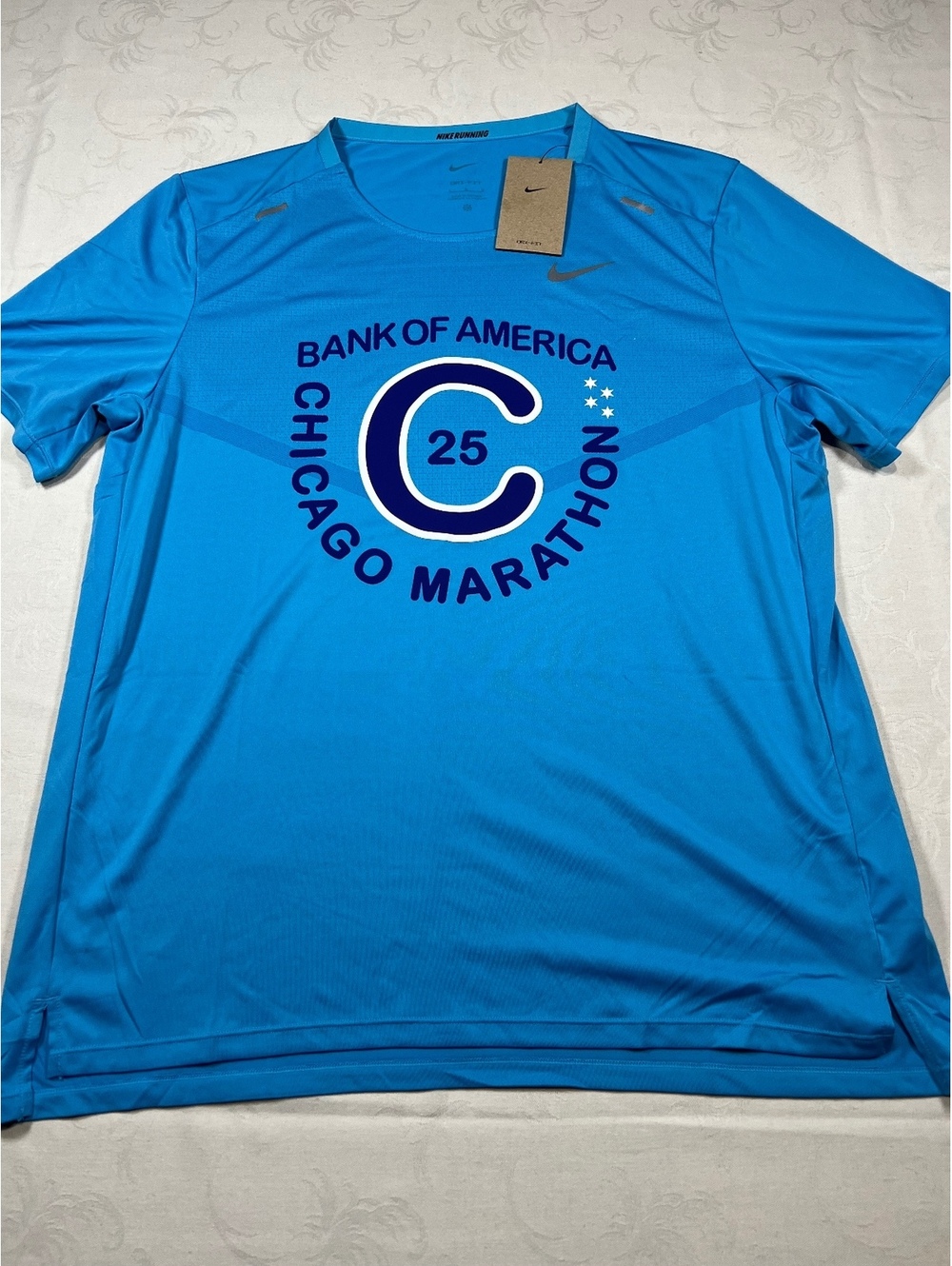 NEW $55 Nike Running Shirt Chicago Marathon 2025 Blue Purple Size Large
